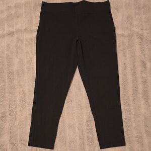 Express cropped Black Leggings size Medium